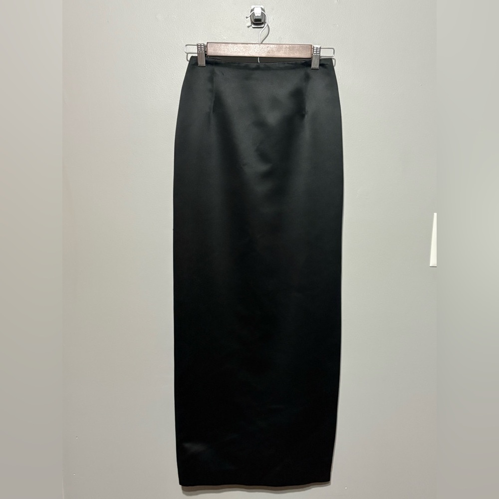 Elegant CHETTA B Black Formal Length Satiny Skirt Slit on One Side, Beautiful!